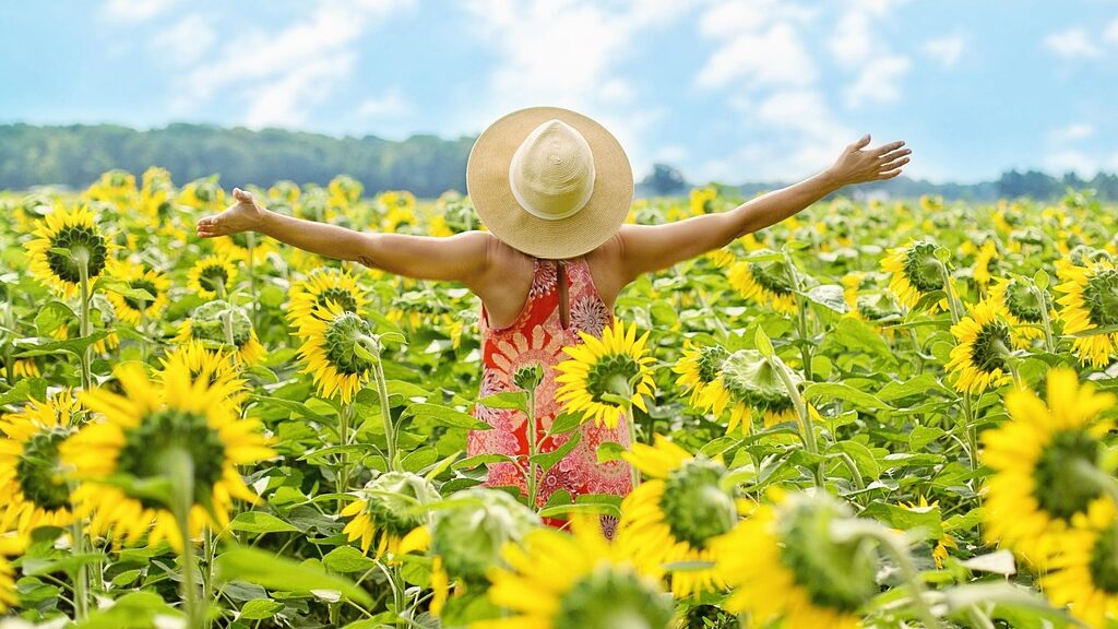To inspire images and thoughts of a happy place for wellbeing.